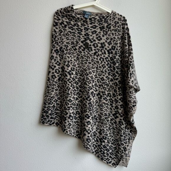NWT 100% Cashmere Asymmetric Animal Print Sweater Poncho One Size Throw Cozy - Picture 1 of 4